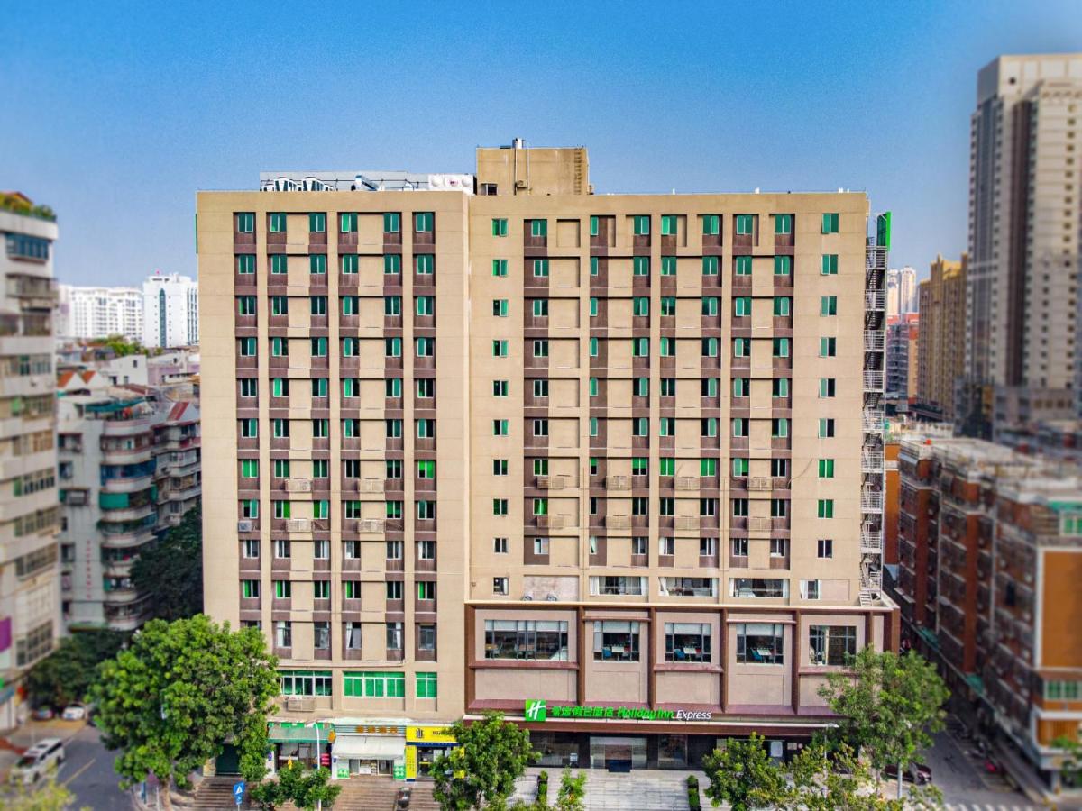 Holiday Inn Express Shantou City Center By Ihg Exterior foto