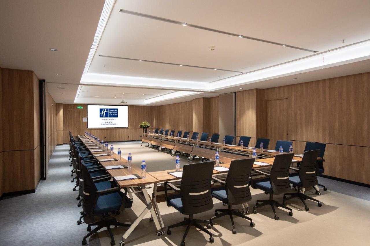 Holiday Inn Express Shantou City Center By Ihg Exterior foto
